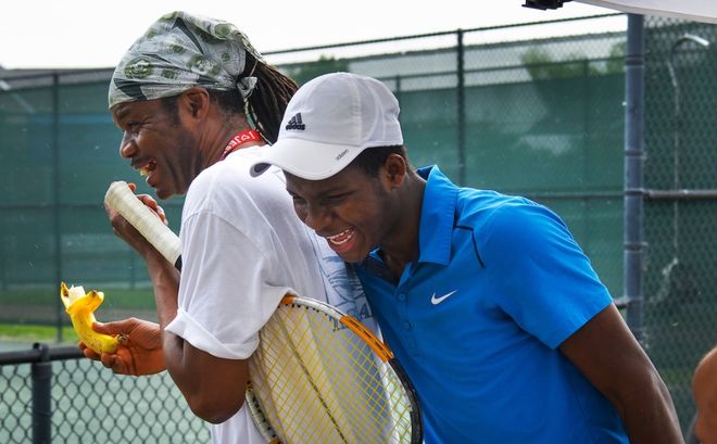 上海久事男 上海久事男