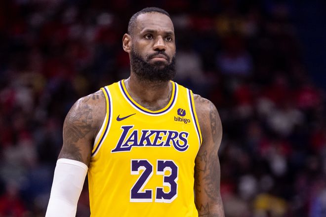 而替补登场 而替补登场