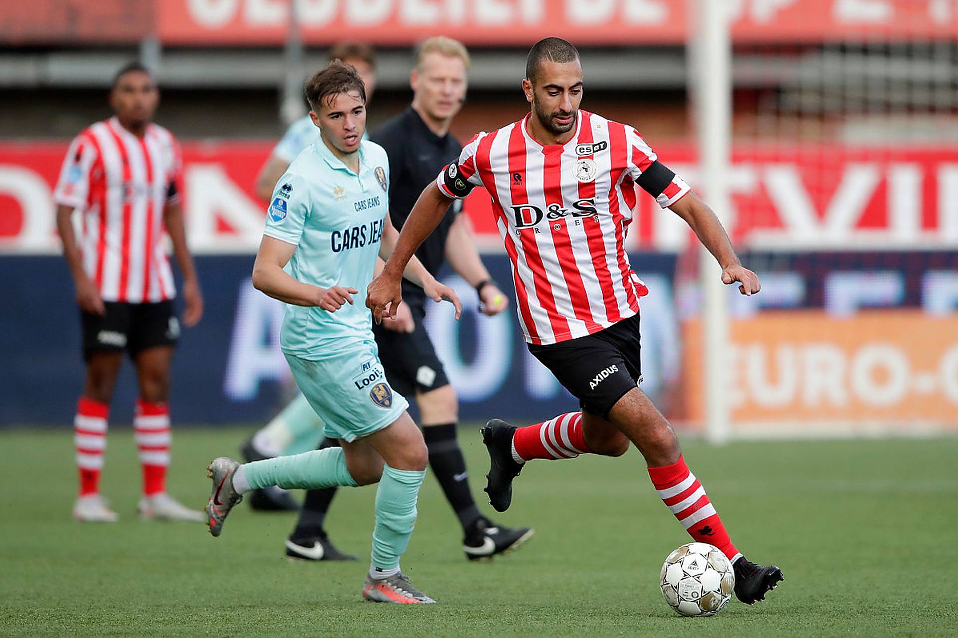 在窗口关闭 在窗口关闭