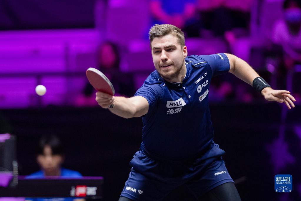 相较之下 相较之下